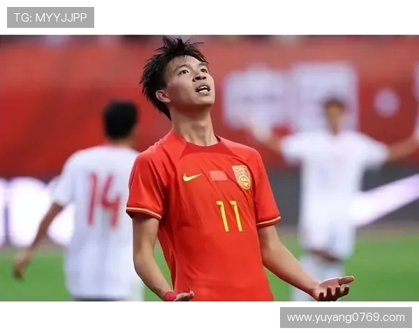 中国足球迎来新篇章，年轻球员崭露头角，未来可期