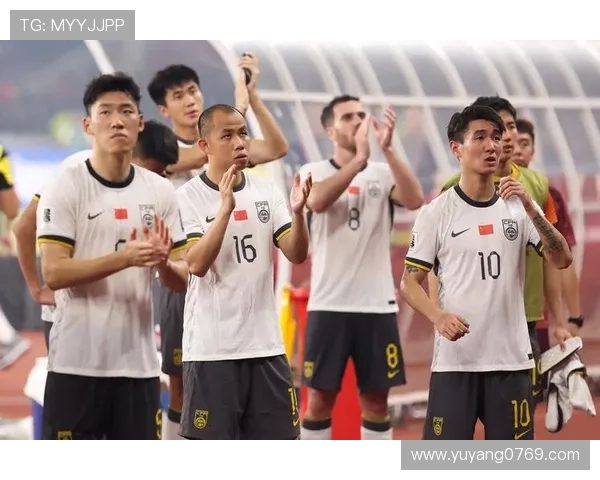 中国男足在世预赛中逆转取胜展现顽强斗志重燃晋级希望