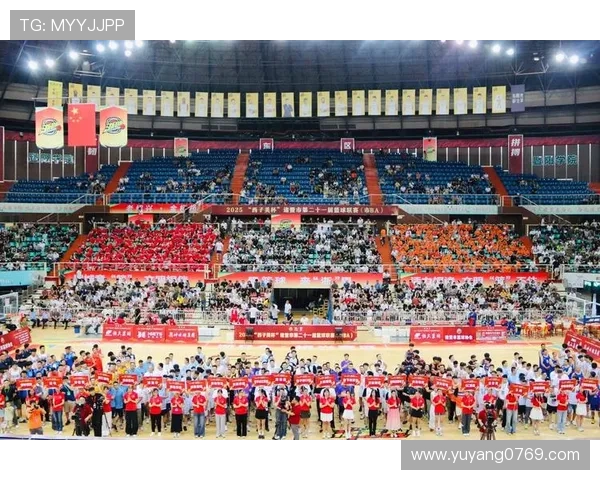 国际篮球锦标赛盛大揭幕各国强队激烈鏖战赛场巅峰对决争夺最高荣誉