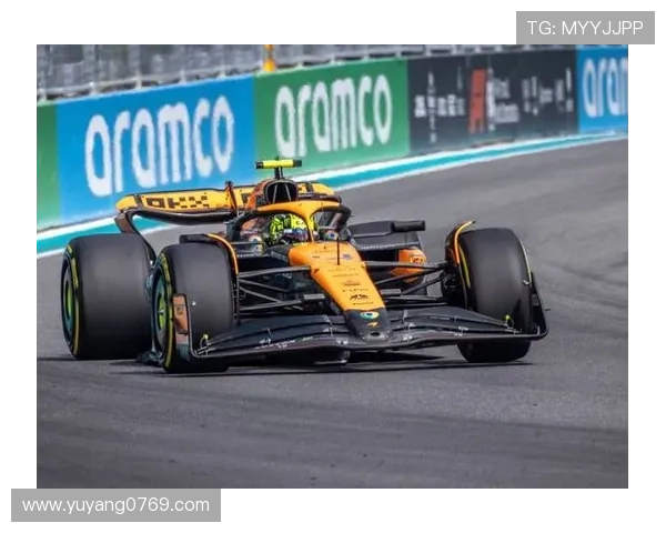 F1赛车季节精彩纷呈 车手激烈角逐挑战极限极速