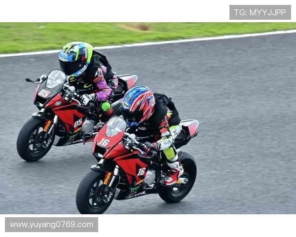 新赛季摩托车大奖赛焦点云集多强争霸争冠格局再掀激烈波澜风起势