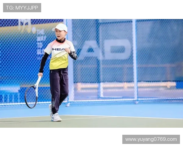 新赛季网球赛场风云再起 名将回归新星崛起引发关注